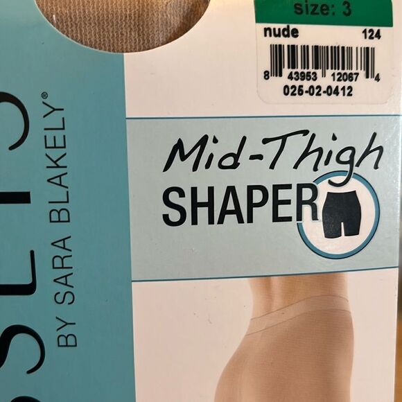 NWT Spanx Hi Waist Mid Thigh Shaper. Total Waist Control 3 - Picture 4 of 11